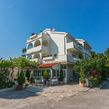 Apartments Vila Antula Banjol Екстериор снимка