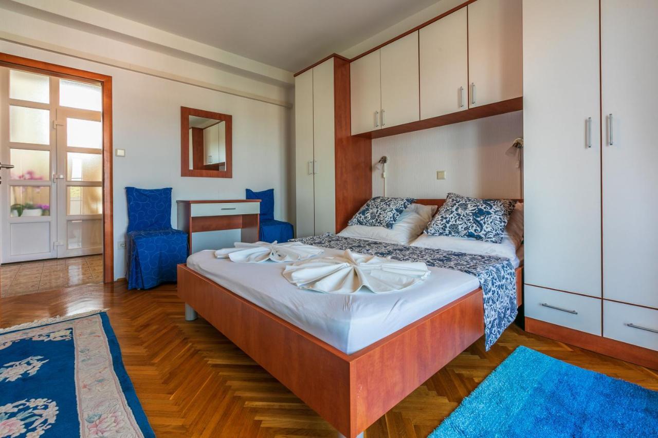 Apartments Vila Antula Banjol Екстериор снимка